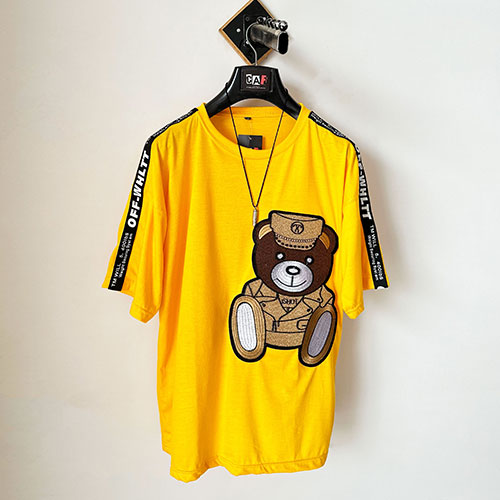 Trendy Bear Motif