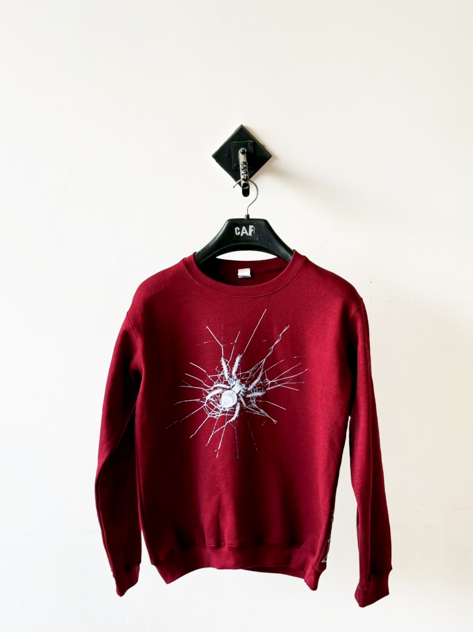 Webbed Aura