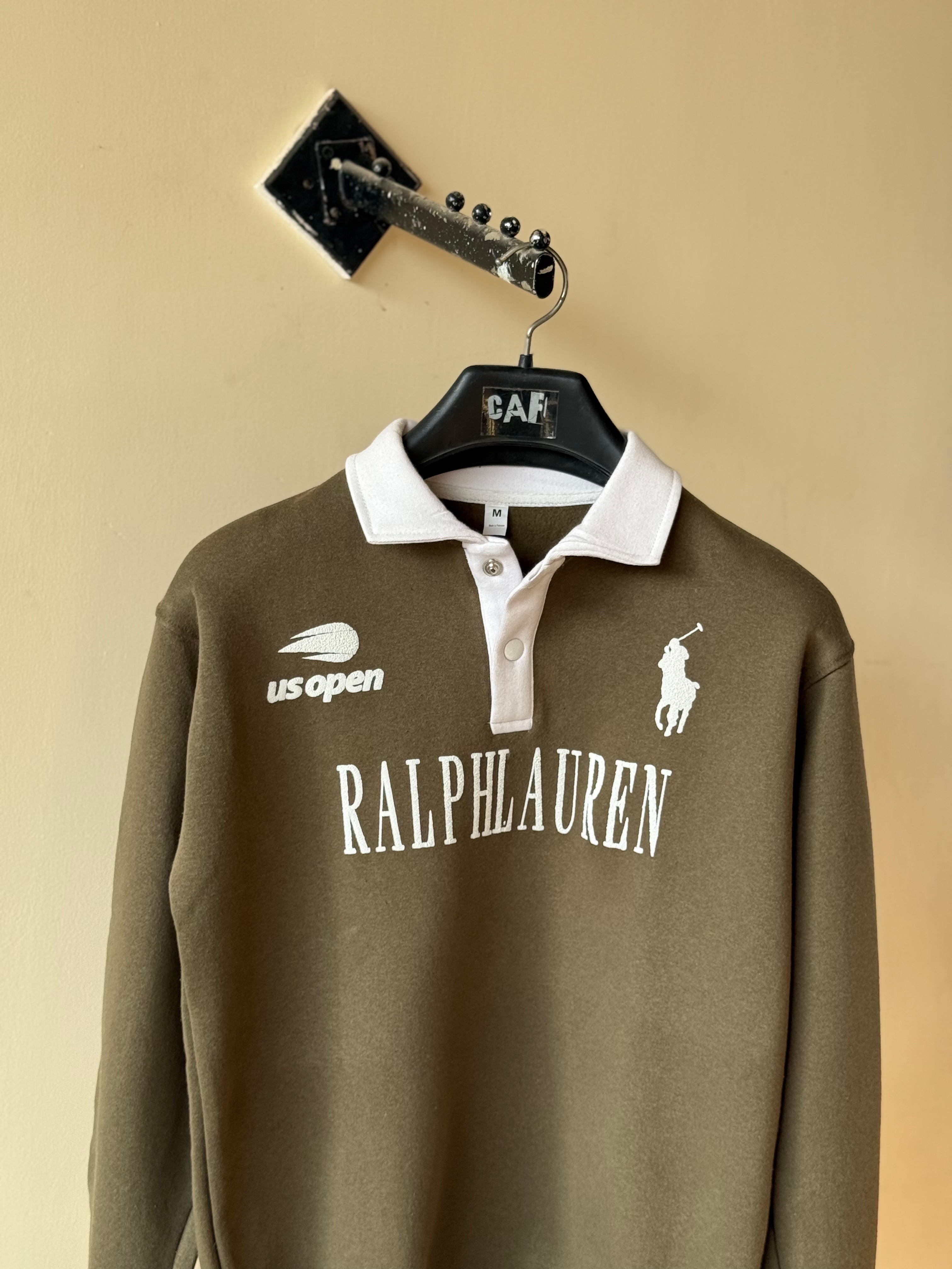 Branded Collar Sweatshirt