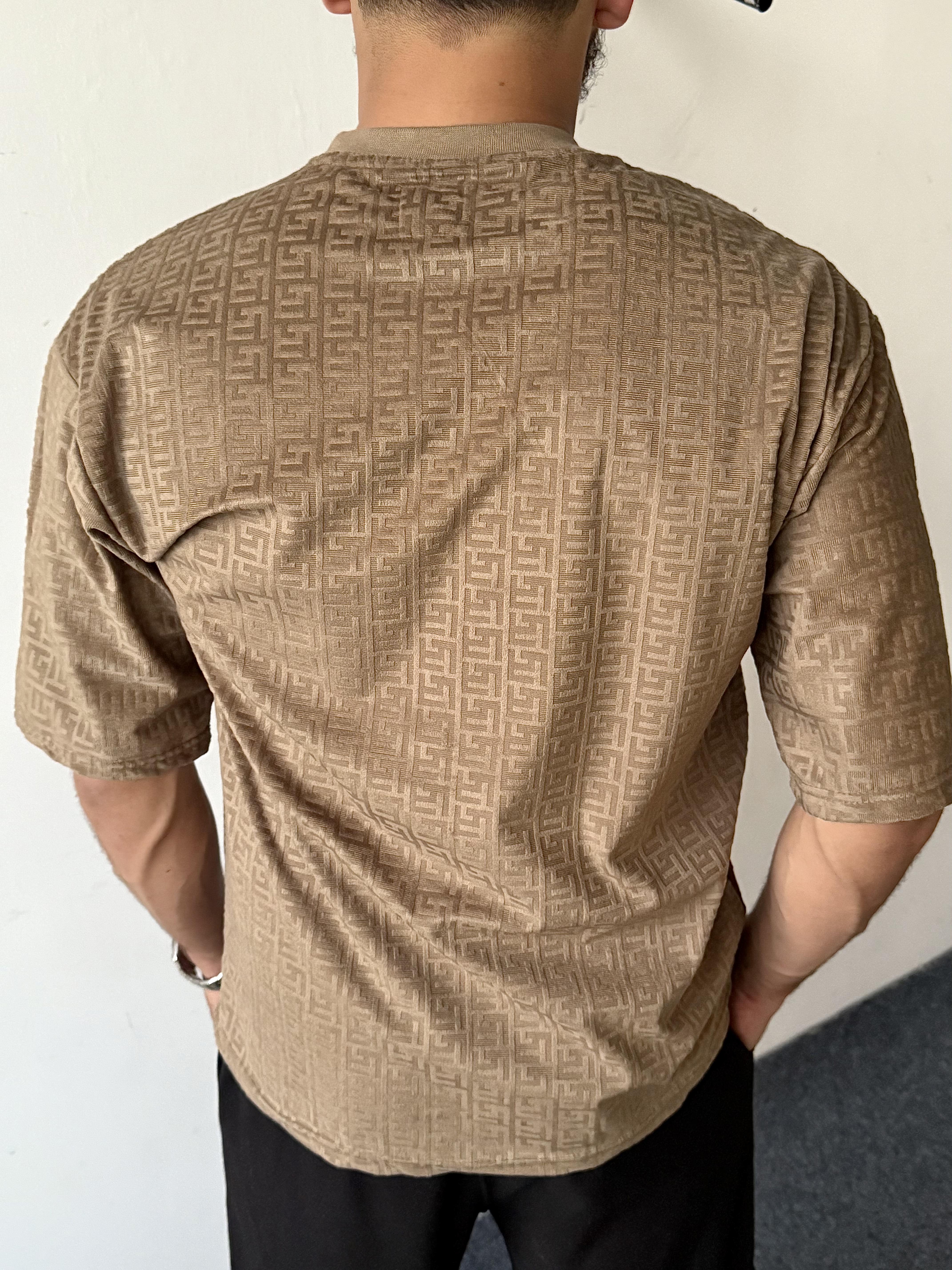 Velour Essence Tee
