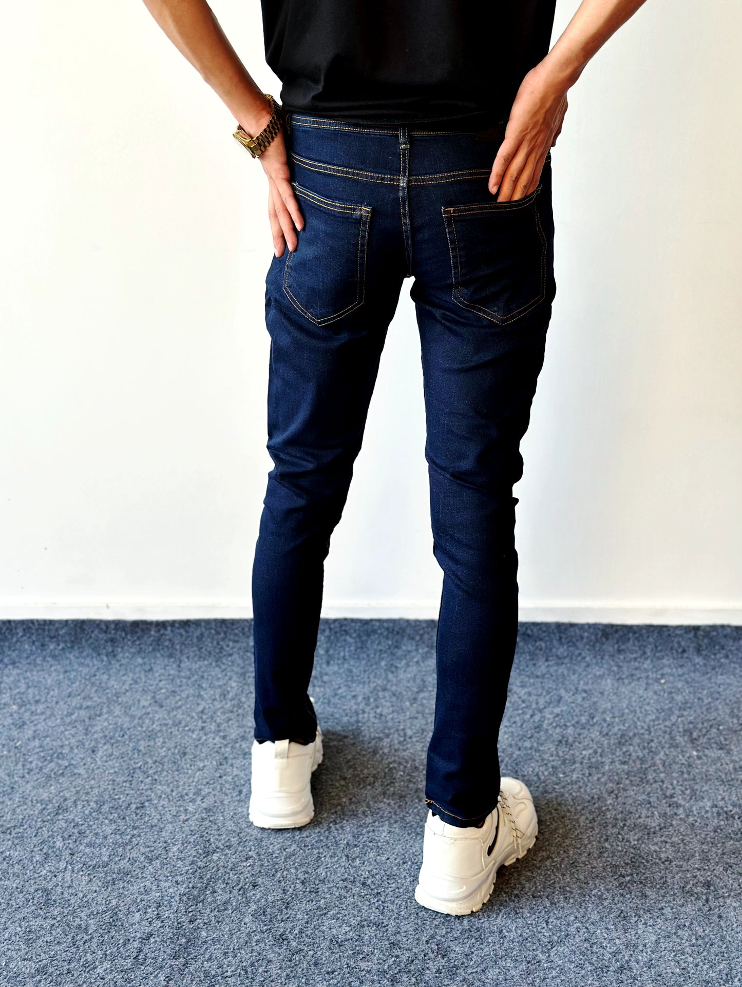 Contemporary Blue Classic Jeans