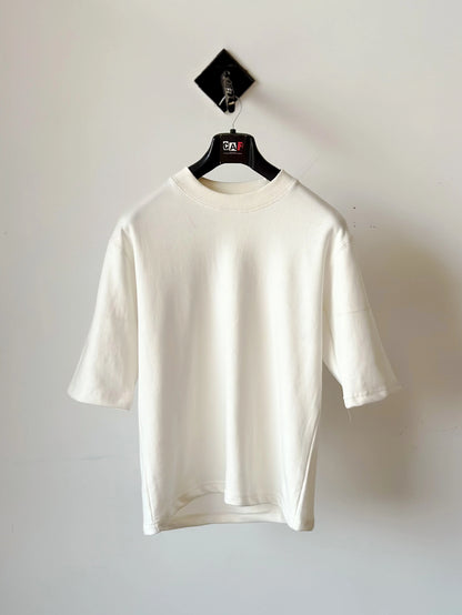 Drop shoulder plain off-white T-shirt